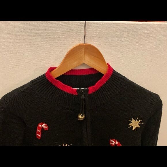 Tiara International spectacular zip up sweater - Picture 8 of 8